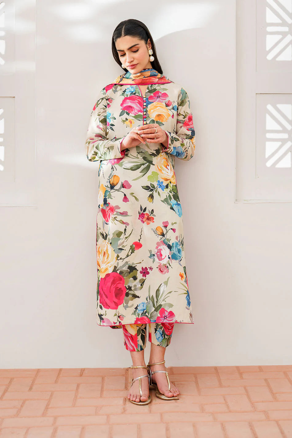 BAROUQE-3PC KARANDI PRINTED SHIRT WITH KARANDI PRINTED DUPATTA AND TROUSER-DPC-2578