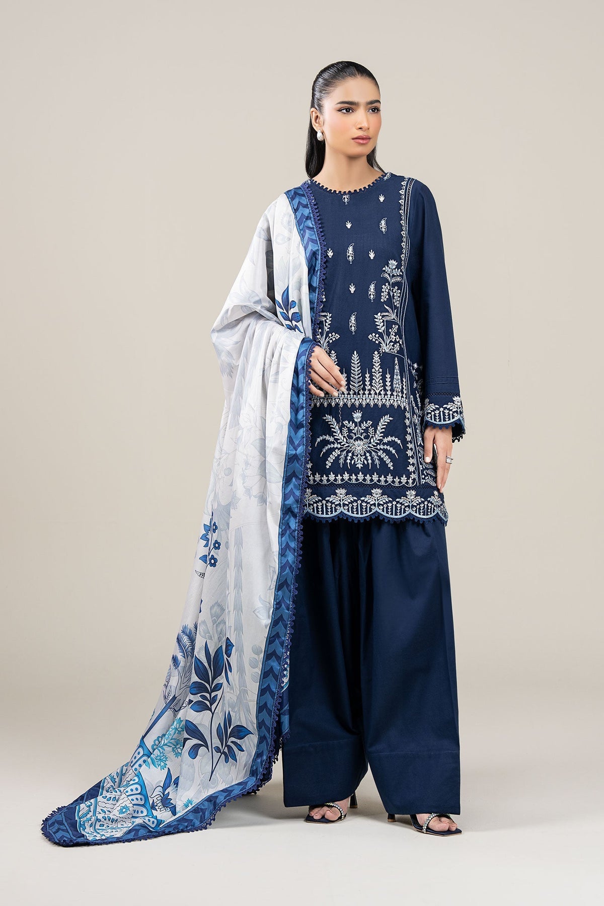 MARIA B-3PC DHANAK EMBROIDERED SHIRT WITH COUTRAI WOOL PRINTED SHAWL AND TROUSER-DPC-4176