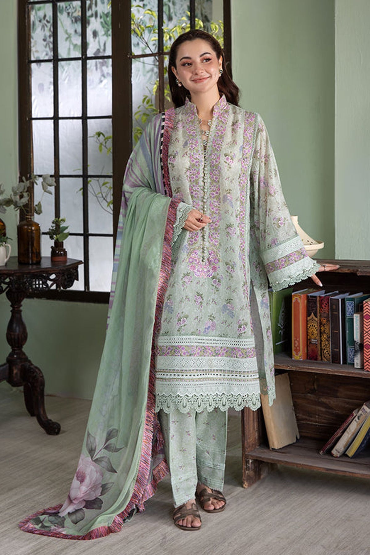 SOBIA NAZIR-3PC KARANDI PRINTED EMBROIDERED SHIRT WITH KARANDI PRINTED DUPATTA AND TROUSER-DPC-2564