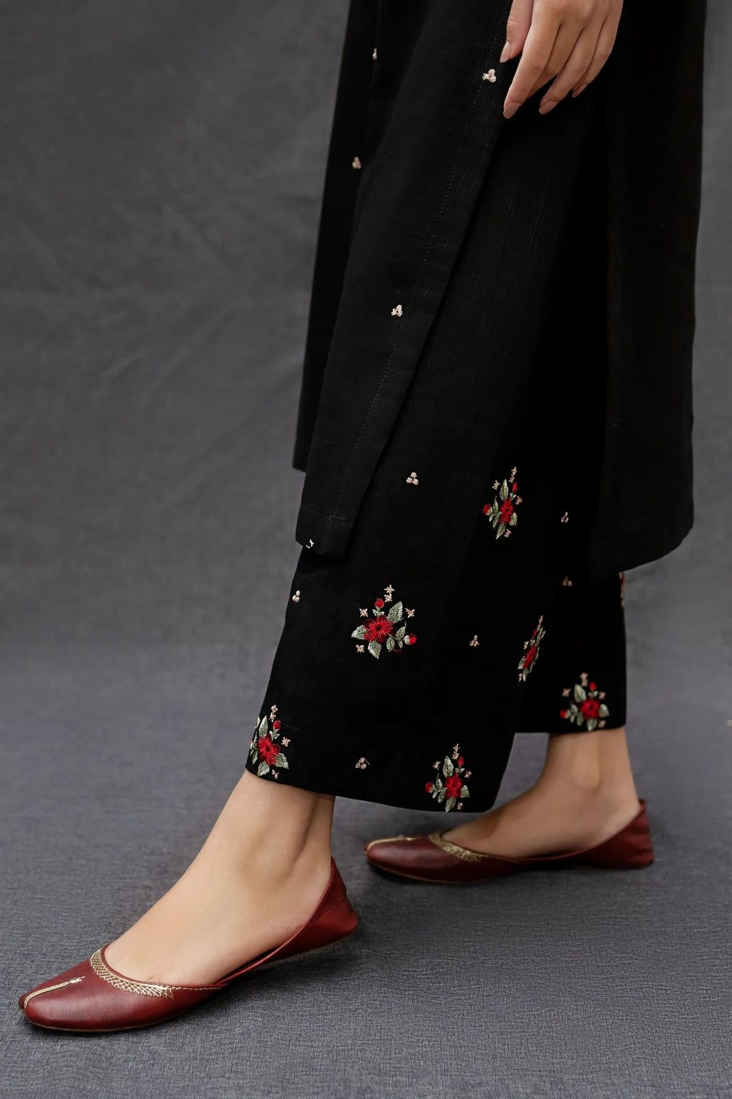 URGE-3PC DHANAK EMBROIDERED SHIRT WITH COUTRAI PRINTED SHAWL AND EMB TROUSER-DPC-4073