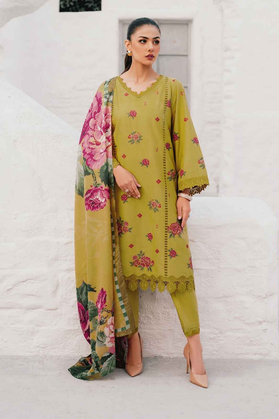 ZAITOON-3PC DHANAK EMBROIDERED SHIRT WITH COURTRAI PRINTED SHAWL & TROUSER-DPC-4226