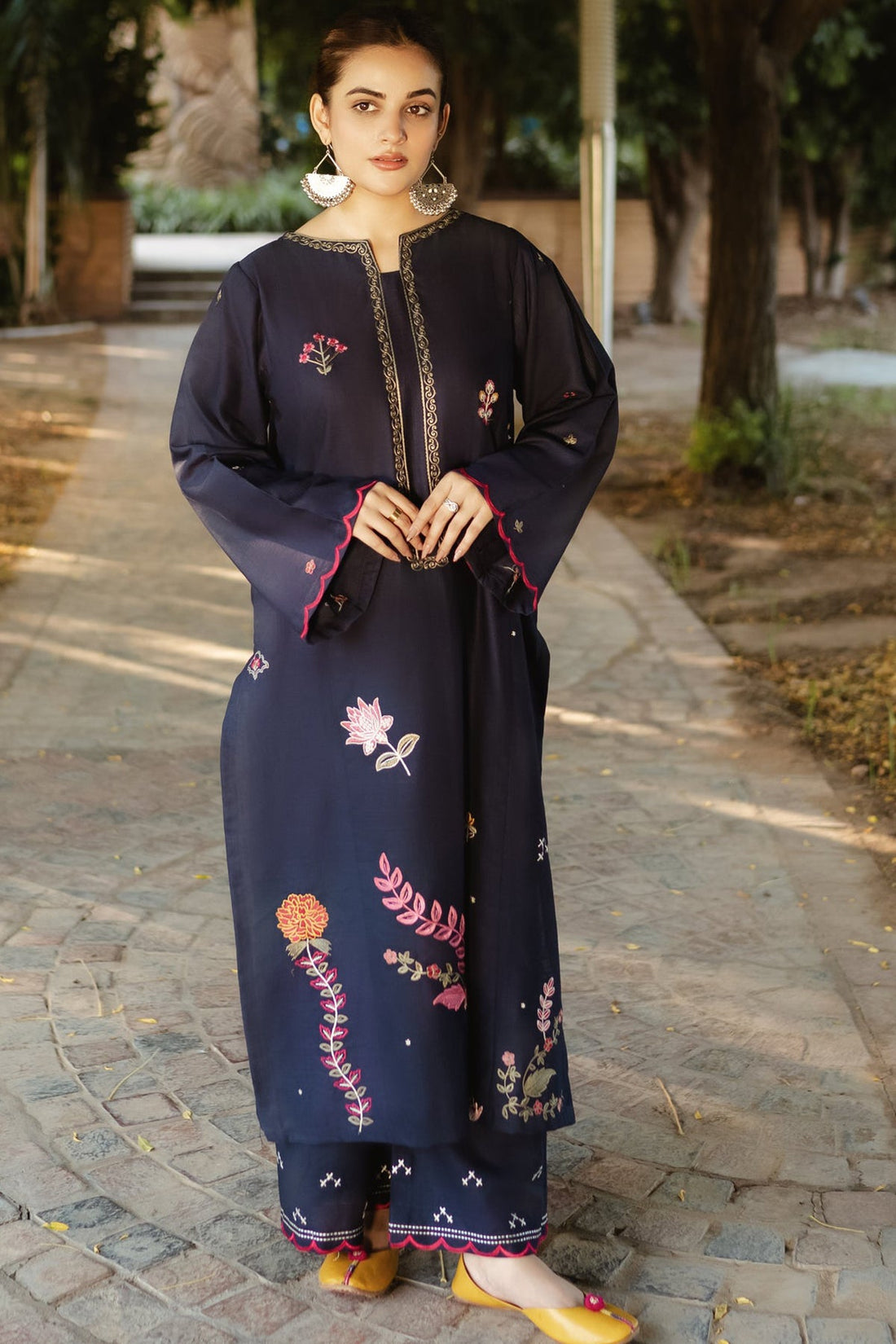 URGE - 2PC Dhanak Embroidered Shirt With Dhanak Embroidered Trouser-DPC-3340