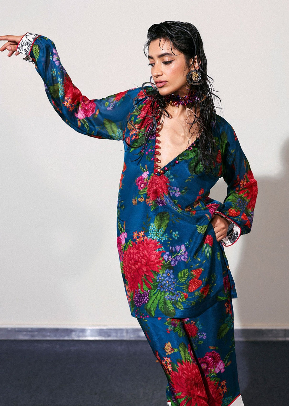 HUSSAIN REHAR-3PC SILK PRINTED SHIRT WITH SOFT SILK PRINTED DUPATTA & TROUSER DPC-3005