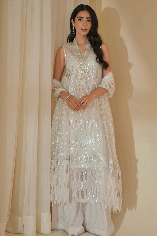 LAJ BY LAJWANTI-ORGANZA HAMNDMADE EMBLISHED EMBROIDERED FRONT SHIRT WITH ORGANZA EMBROIDERED READY TO WEAR DUPATTA-DPC-3428