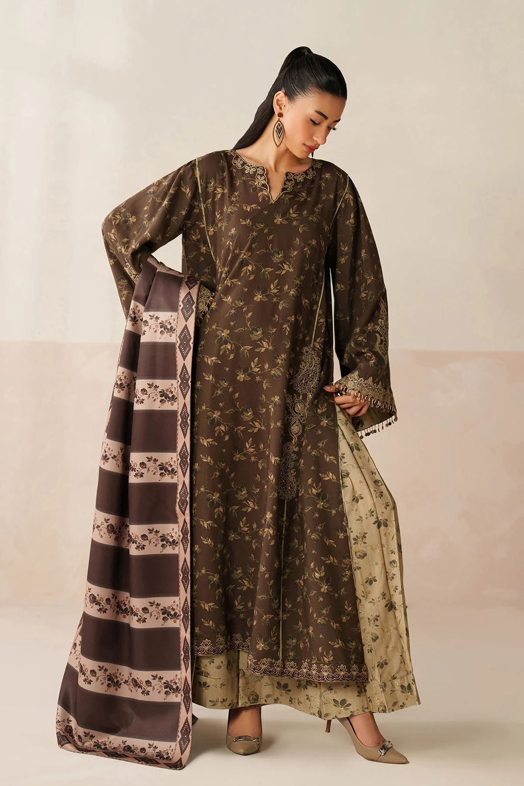 CHARIZMA-3PC KHADDAR PRINTED SHIRT WITH KHADDAR PRINTED DUPATTA AND PRINT TROUSER-DPC-