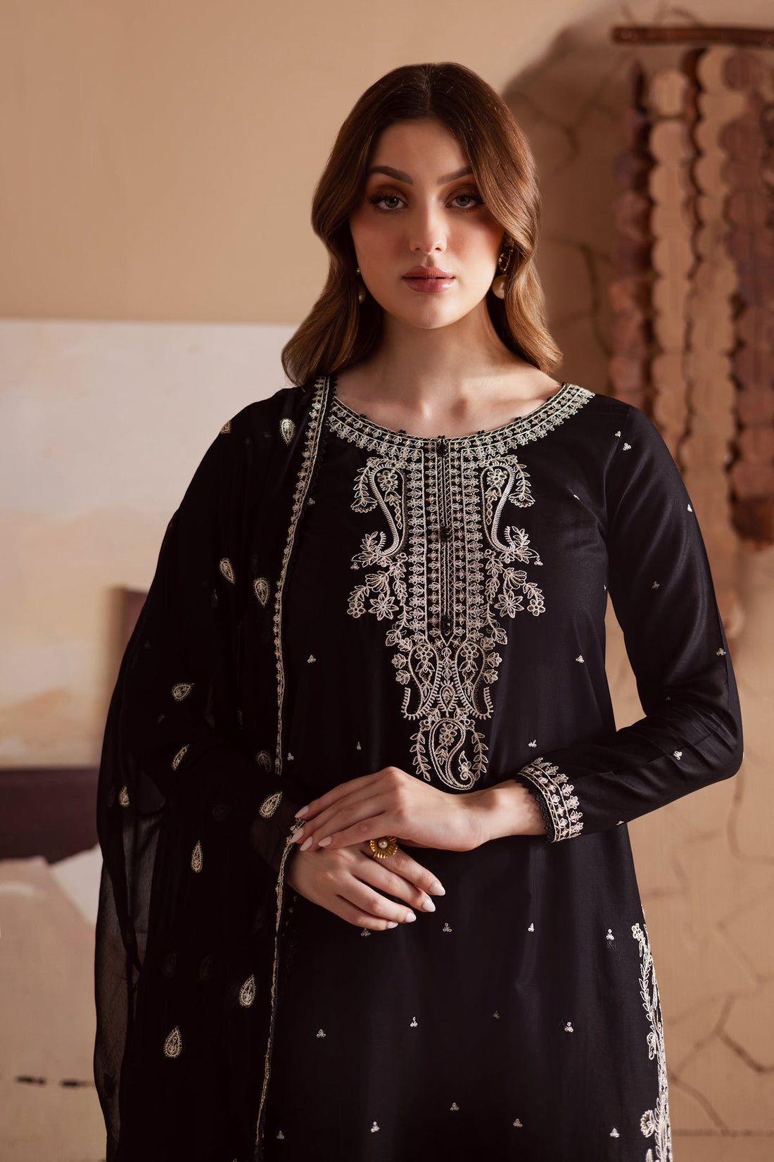 BATIK-3PC DHANAK EMBROIDERED SHIRT WITH CHIFFON EMBROIDERED DUPATTA AND TROUSER DPC-4155