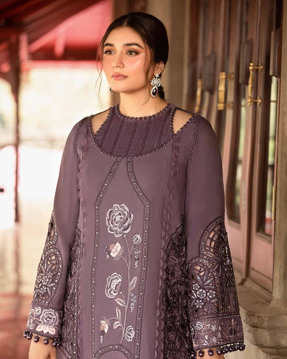 MARIA.B- 3PC LAWN EMBROIDERED SHIRT WITH KHADDI NET DUPATTA AND TROUSER -DPC-4513